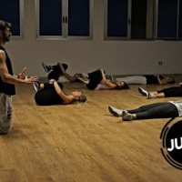 JUMP DANCE STUDIO